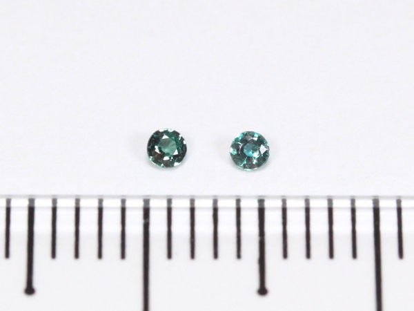 アレキサンドライト