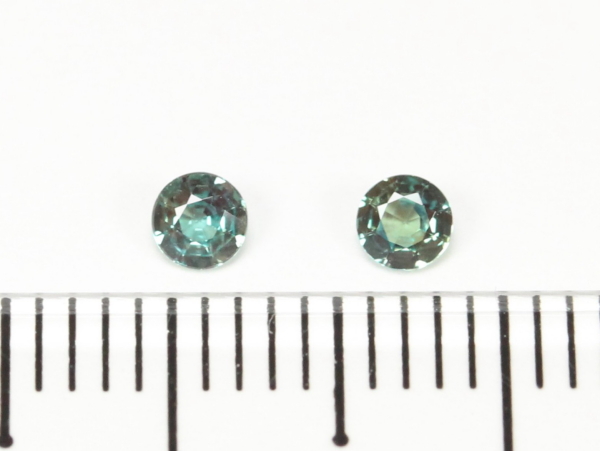 アレキサンドライト