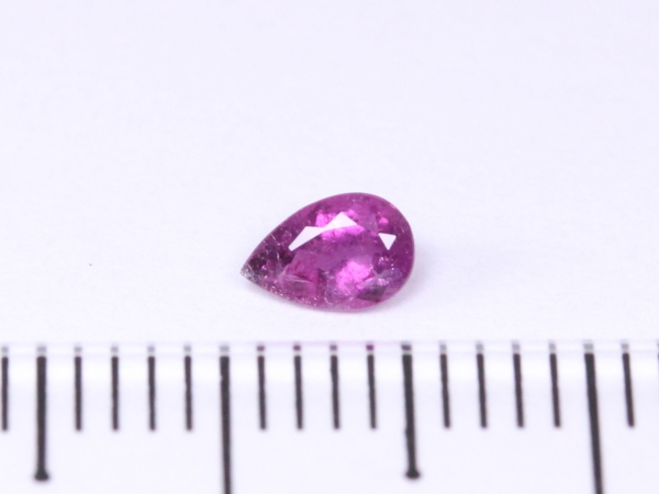 パライバトルマリン