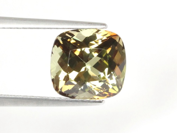 �A���_�����[�T�C�g