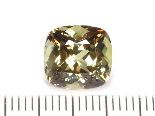 �A���_�����[�T�C�g