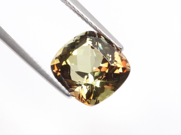 �A���_�����[�T�C�g