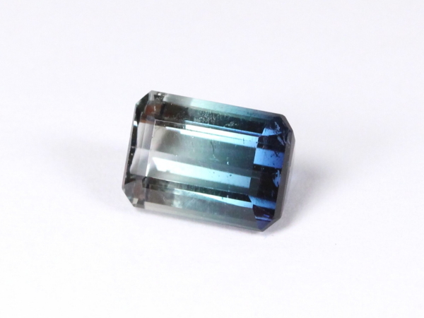 �g���}����