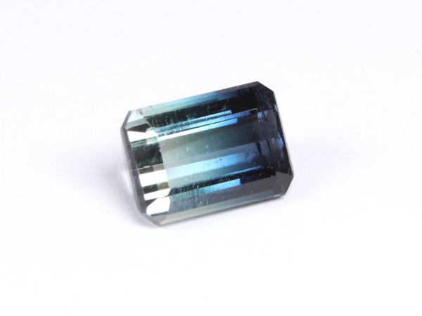 �g���}����